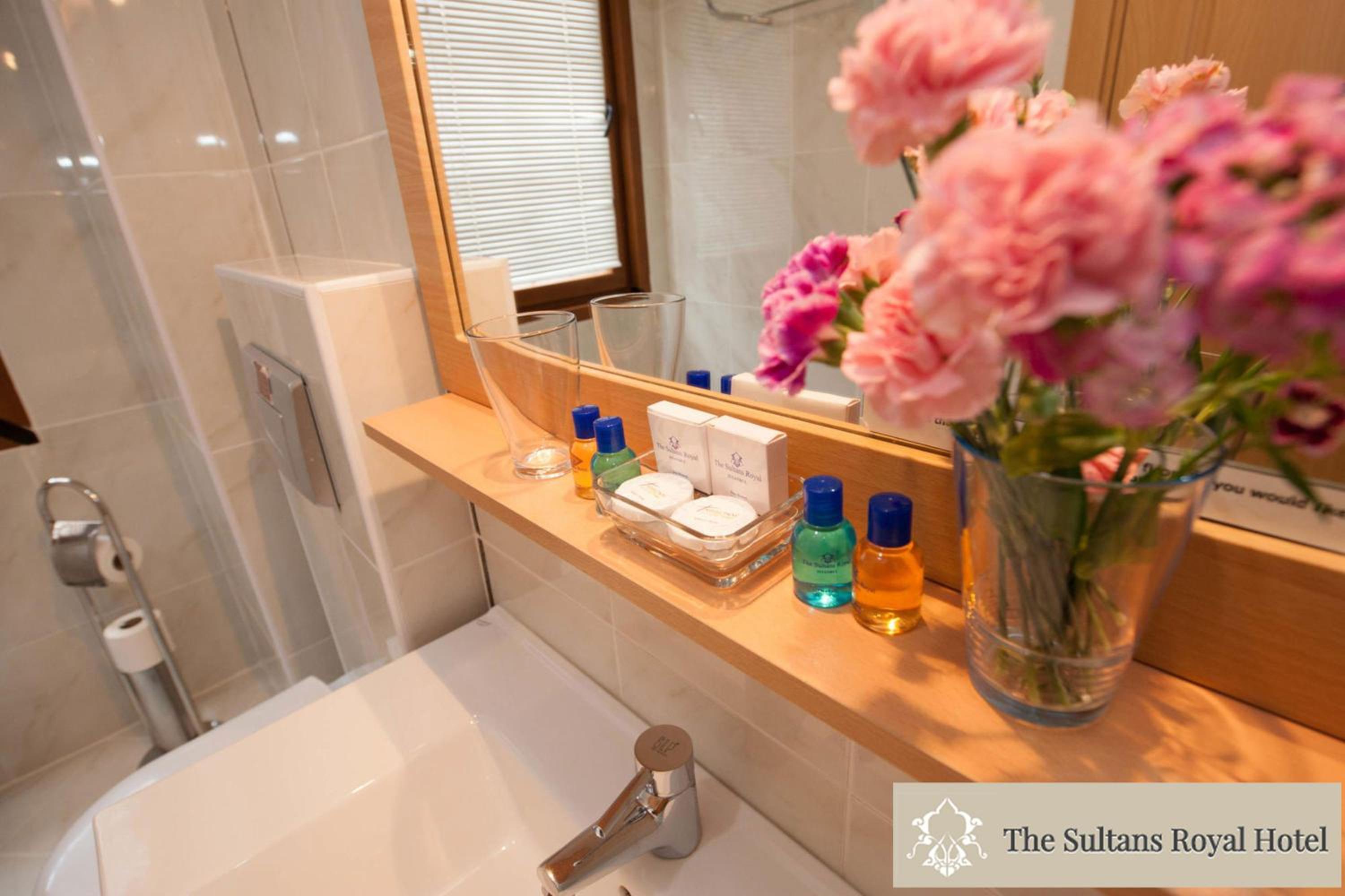 Sultans Royal Hotel - Image 13