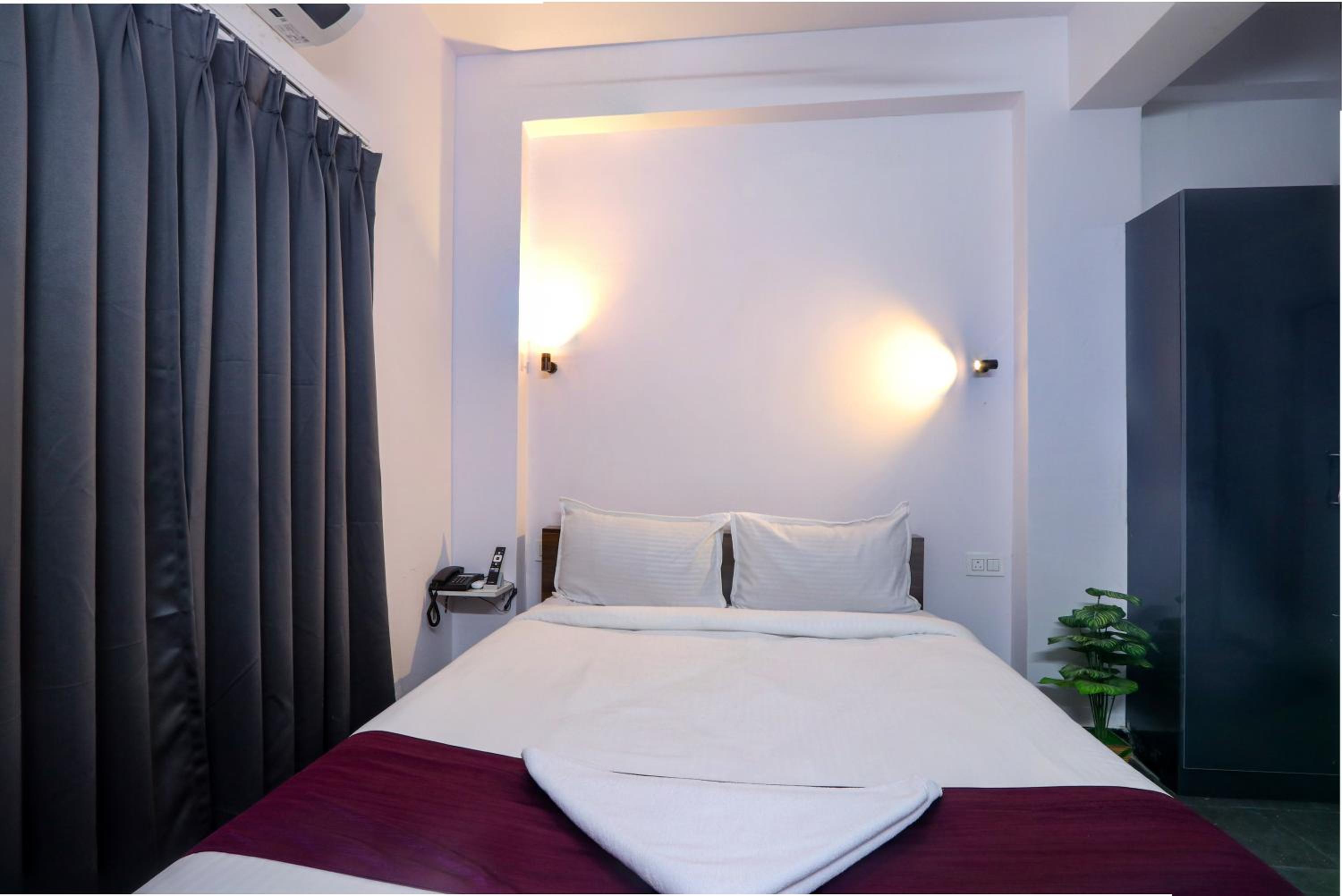 Veeksha Kiara Hospitalities - Rooms, Suites & Apartments near Kukatpally Rd view 5