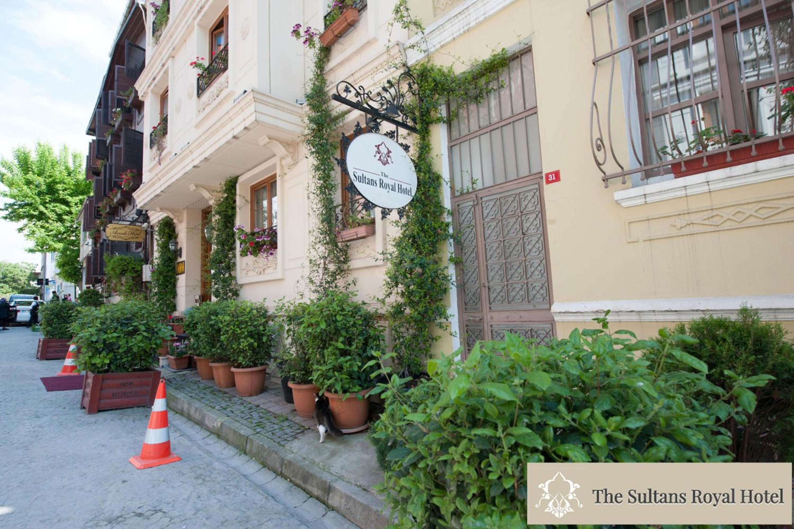 Sultans Royal Hotel - Image 28