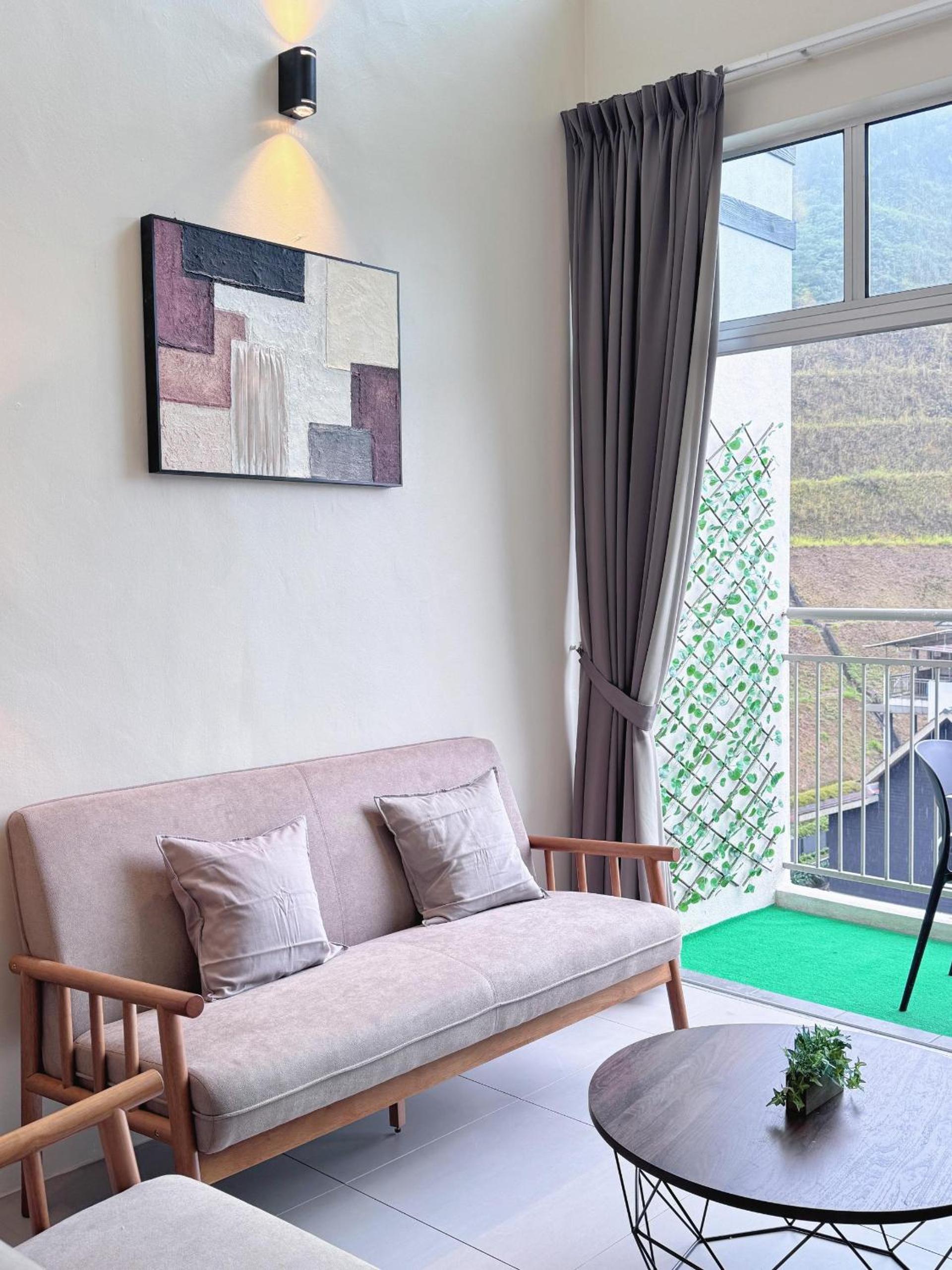Penthouse with 3 bedrooms, Golden Hills Night Market photo 3