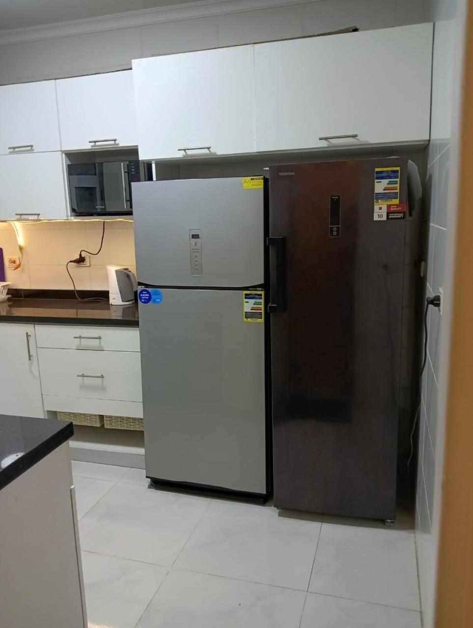 shared flat for women only in compound one katamya
