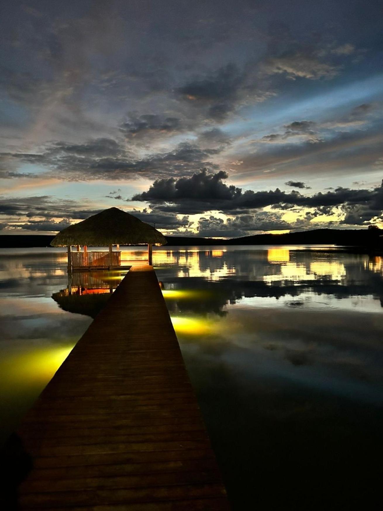 Refugio incrivel a beira do lago em Lajeado, TO