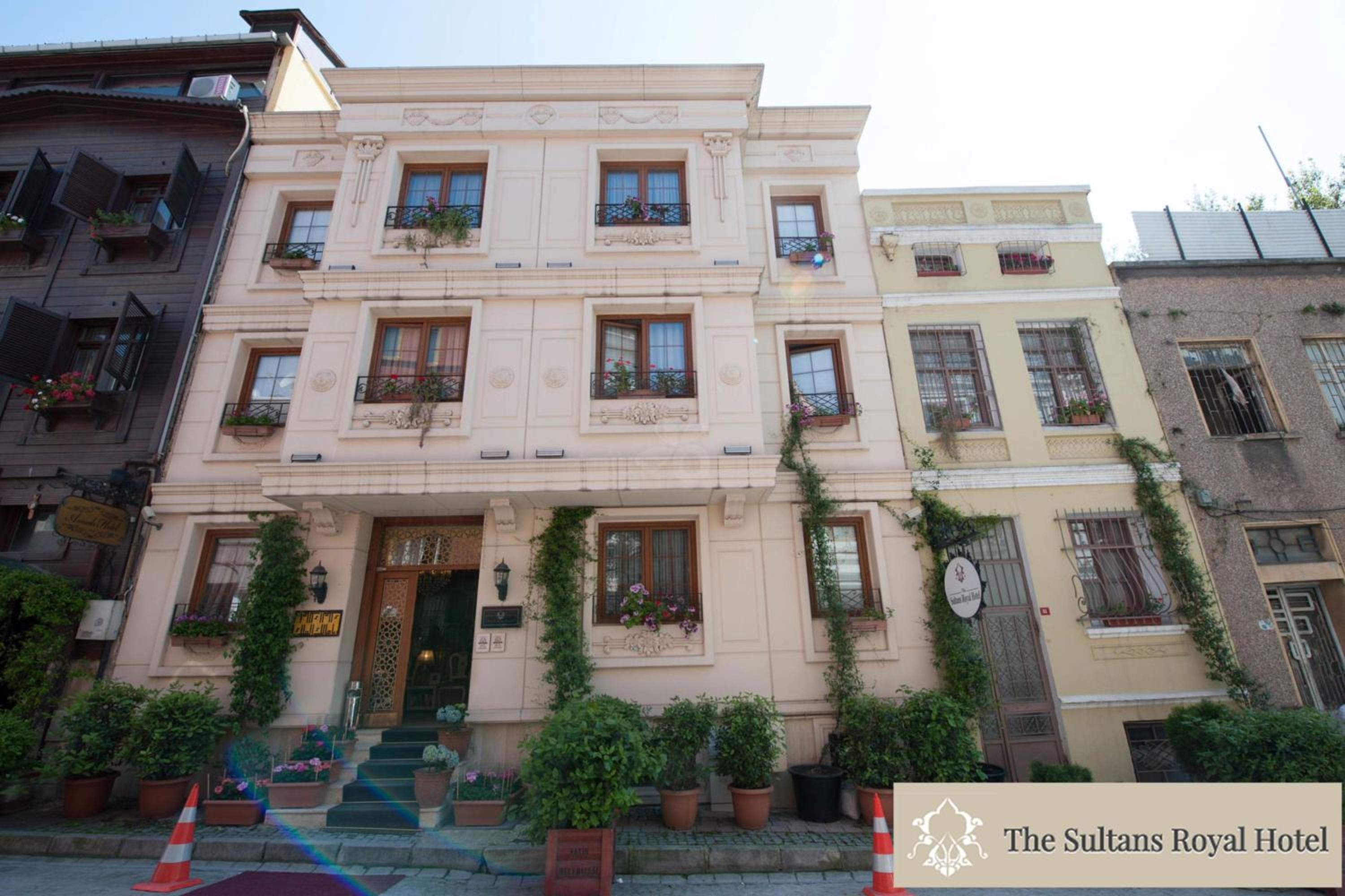 Sultans Royal Hotel - Image 99
