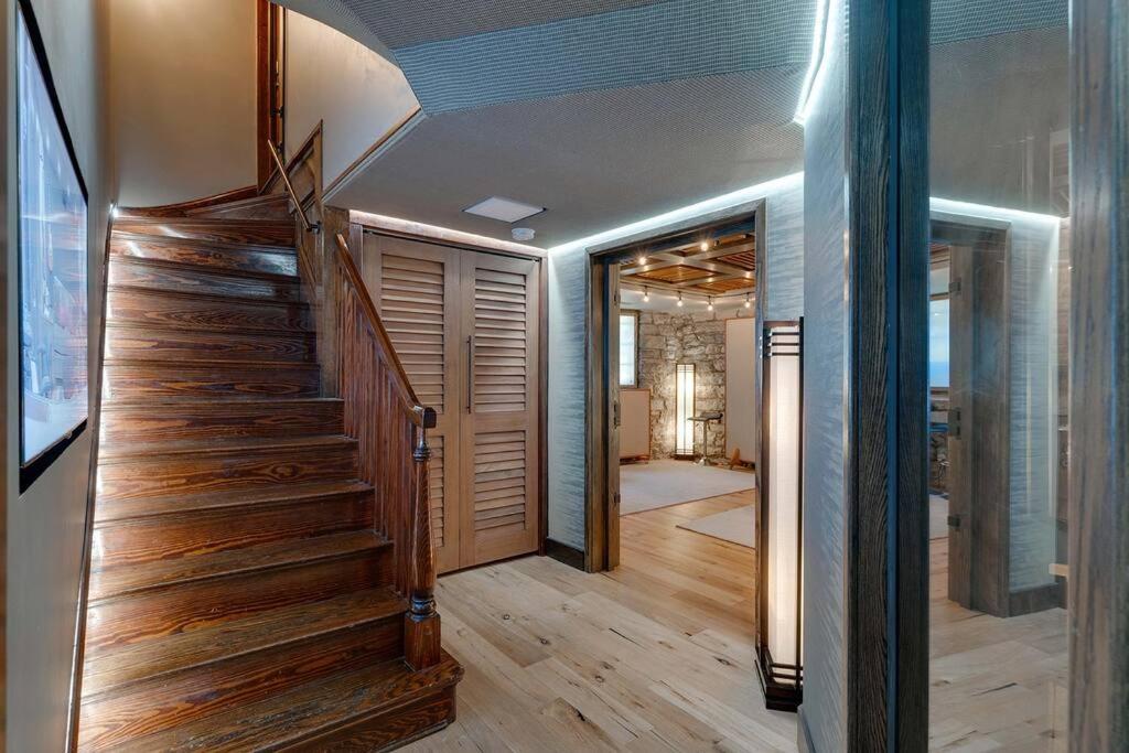 Ivy Hall Home - Great Location! view 2