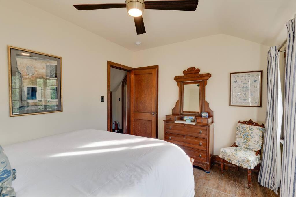 Ivy Hall Home - Great Location! view 4