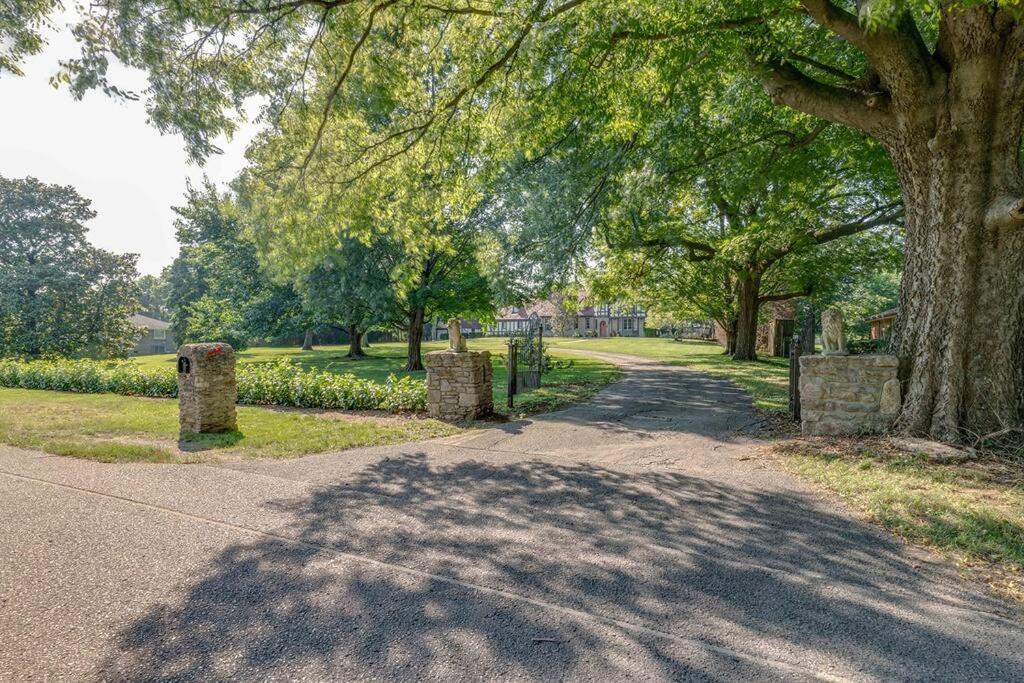 Ivy Hall Home - Great Location! view 5