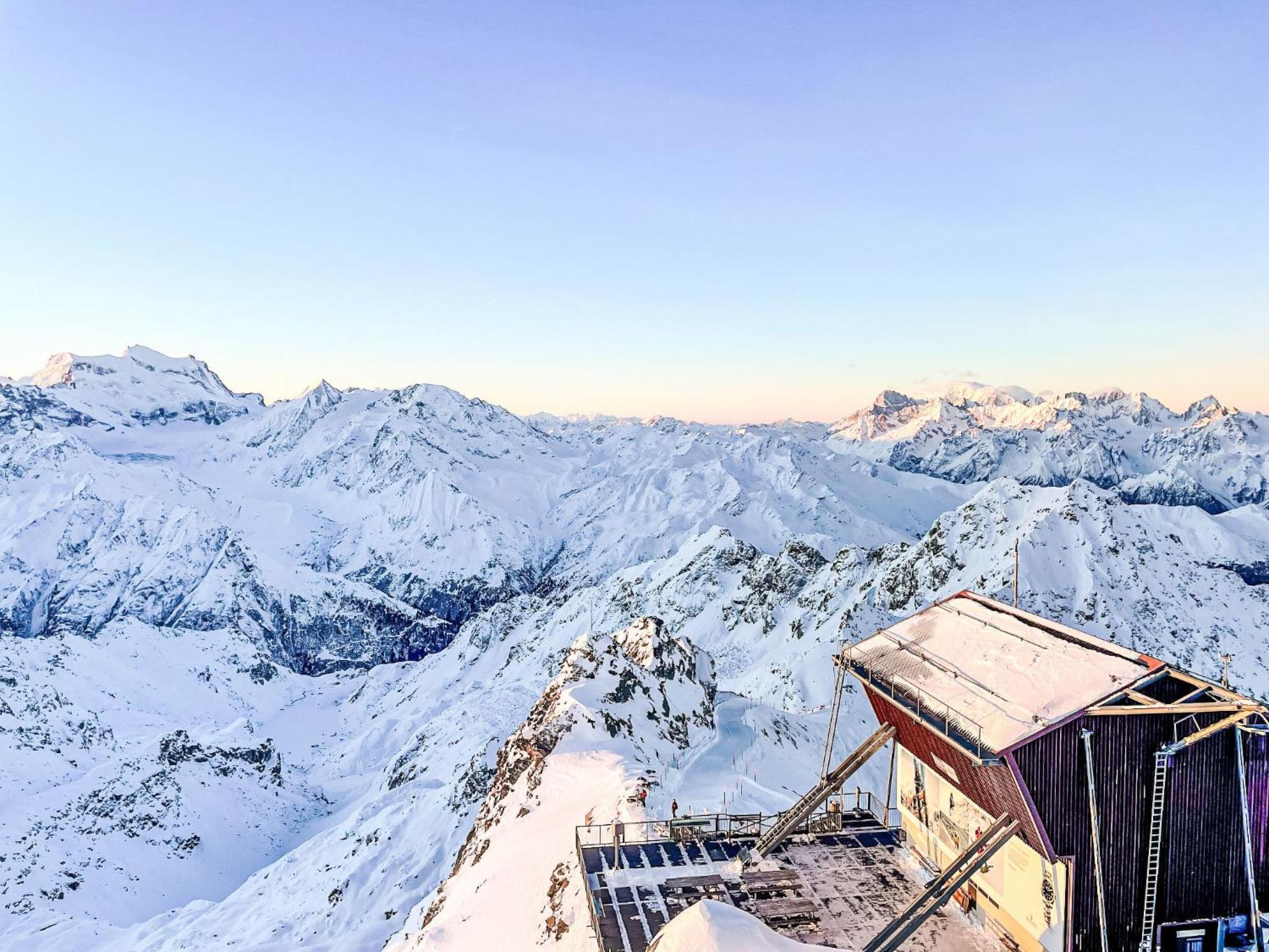 Chalet Chalet Aurore by Interhome
