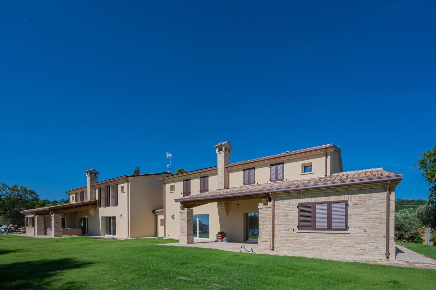 Almifiole Holiday Home