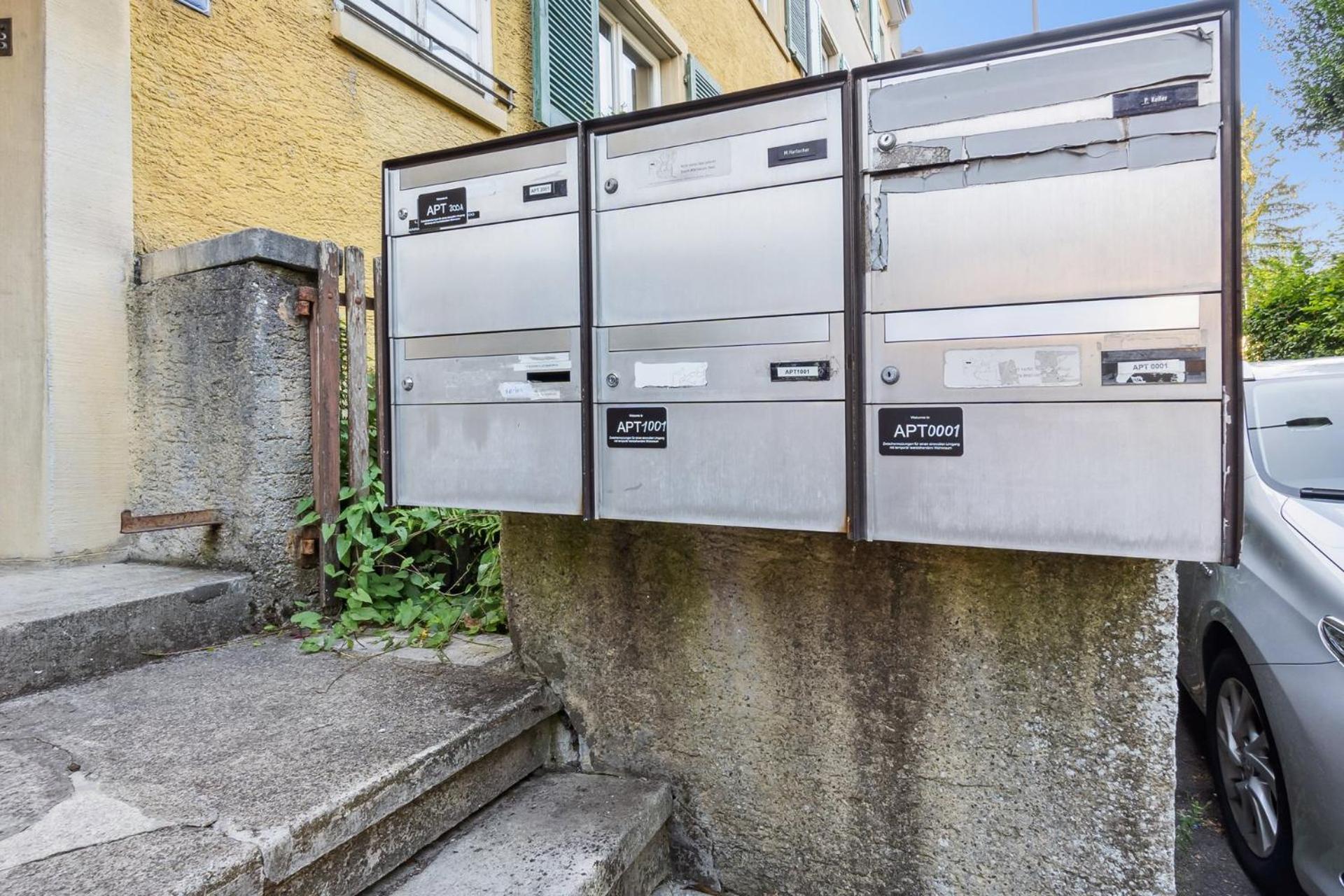 Homey Comfort in Oerlikon