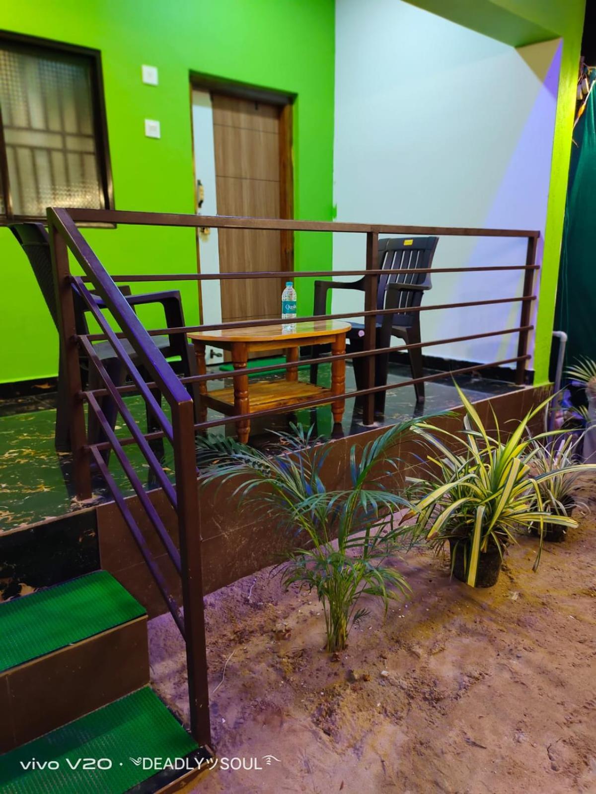 Gokarna Wave's End Beach Stay And Cafe view 3