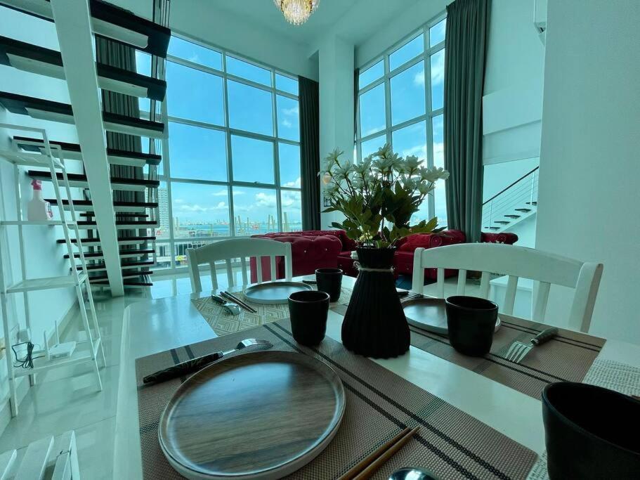 Duplex Maritime Suites Georgetown Jelutong Sea City View photo 8