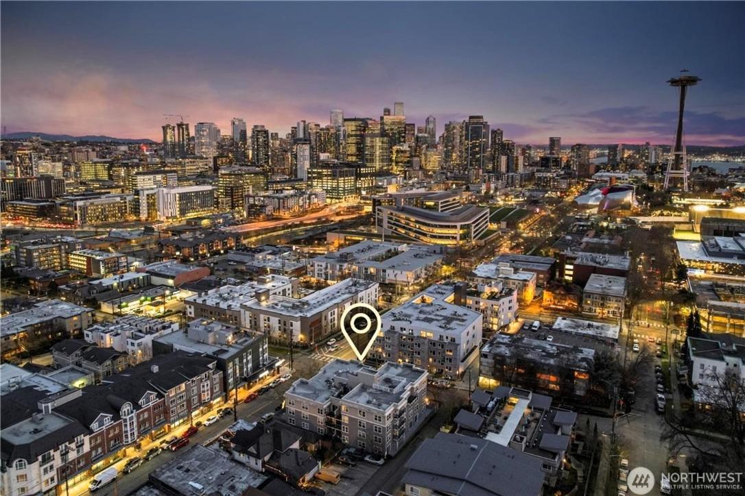 Free Parking - City Views - Near Attractions view 2