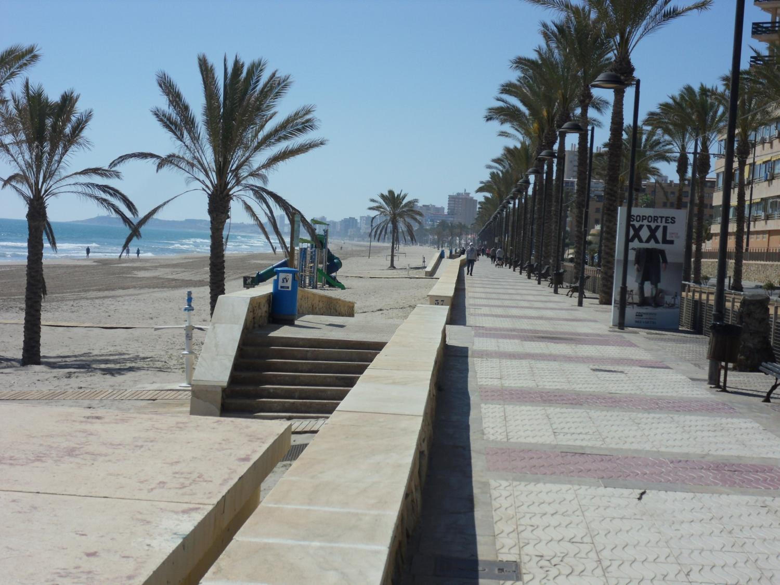 PLAGE et PISCINE