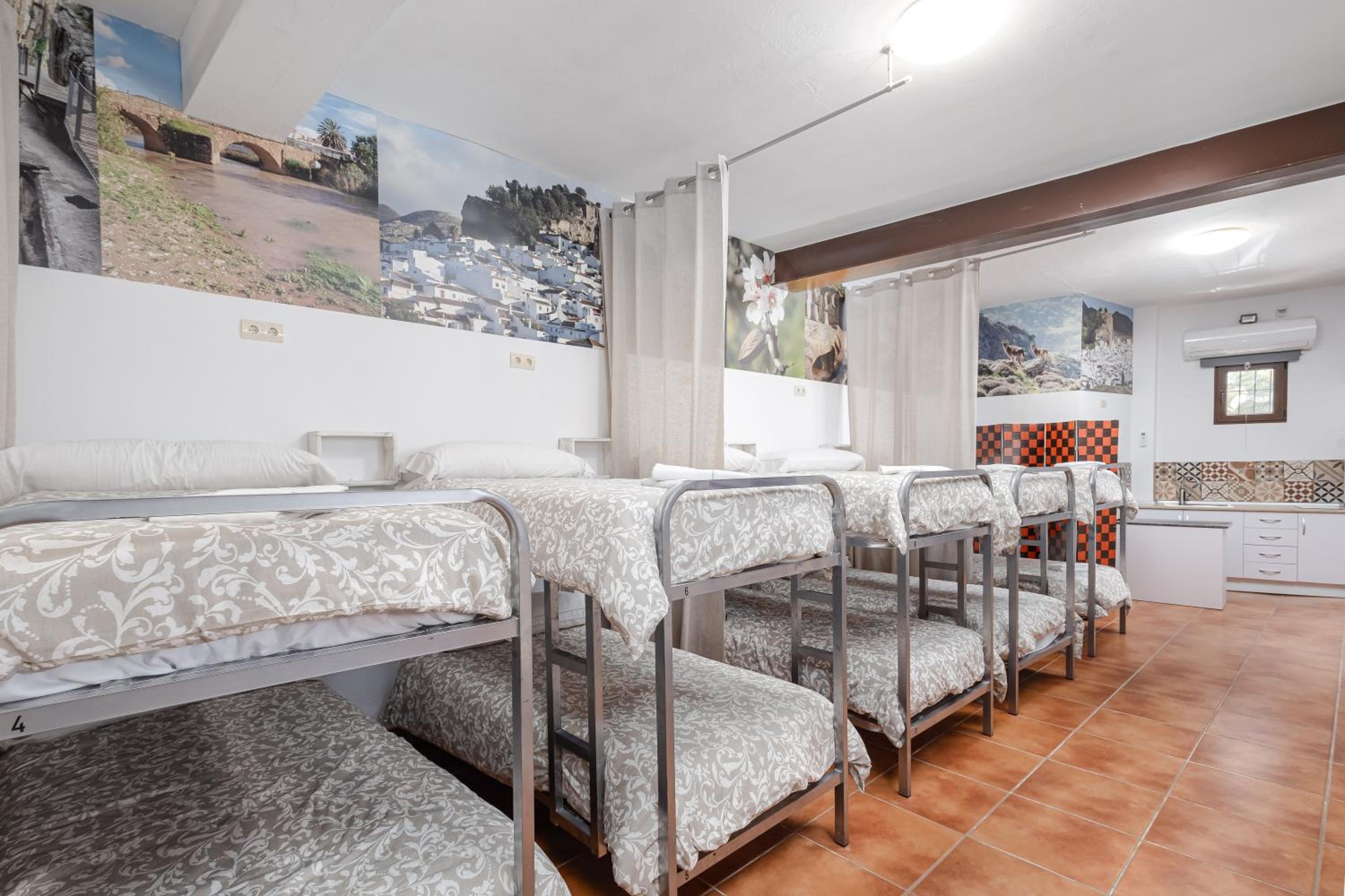 Hostal Entrecaminos