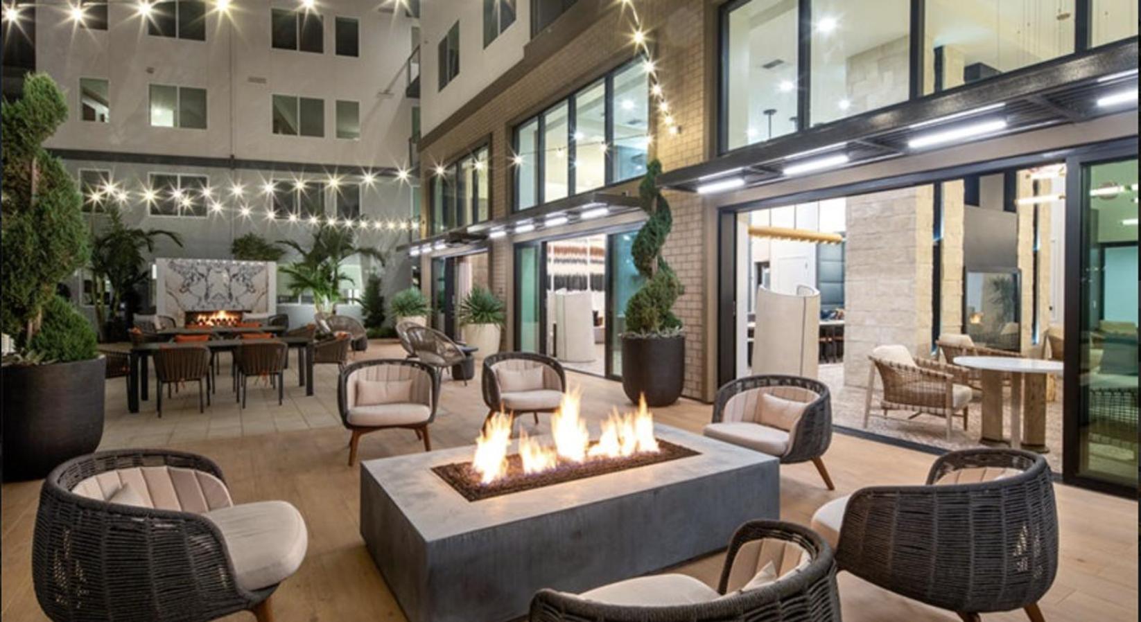 lounge