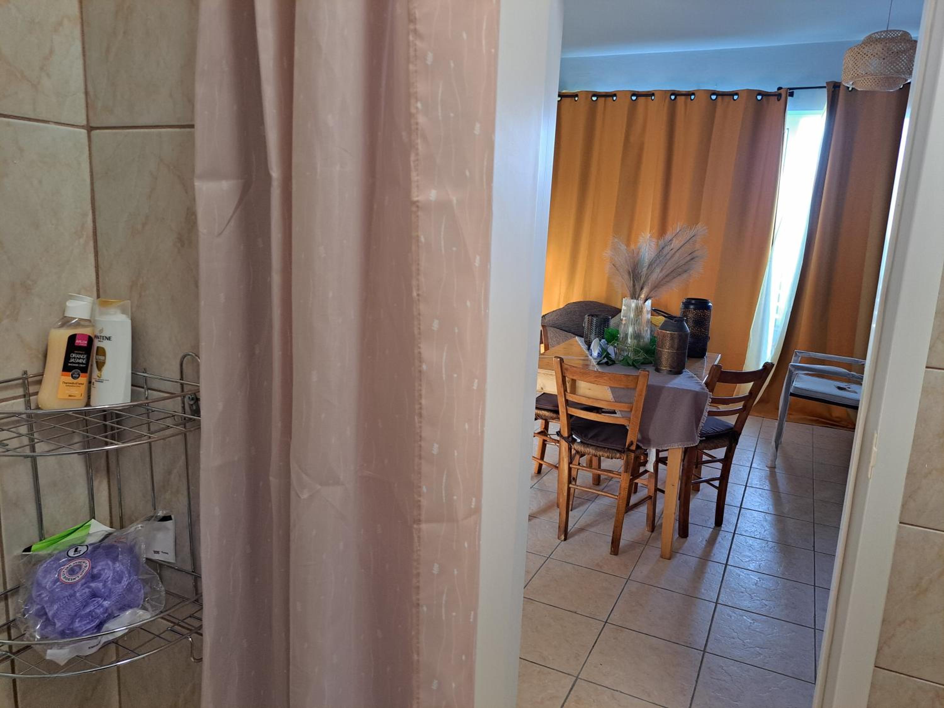 Seashell Apartment