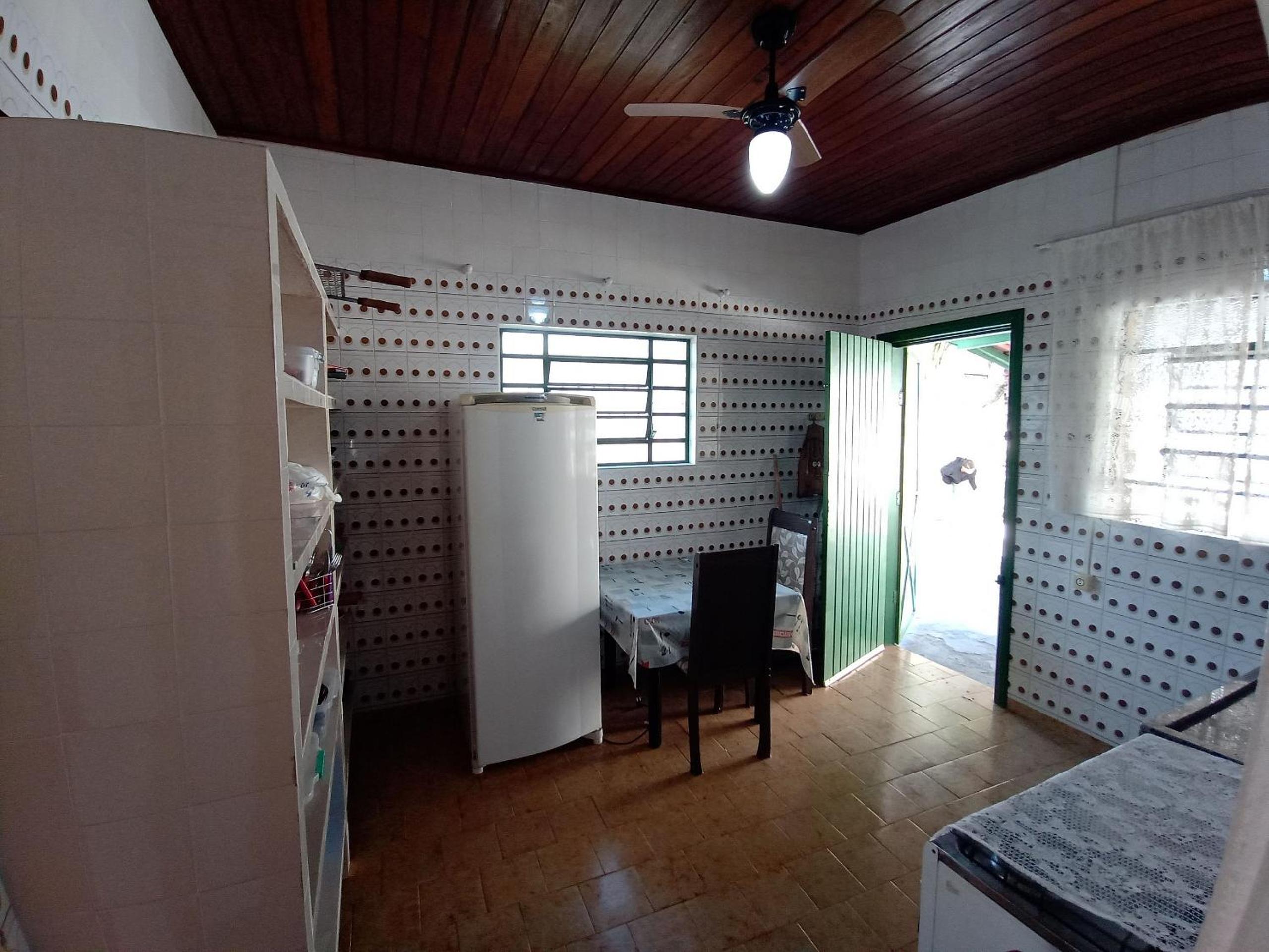 Jô Casa Rustica com Churrasqueira próxima a Praia