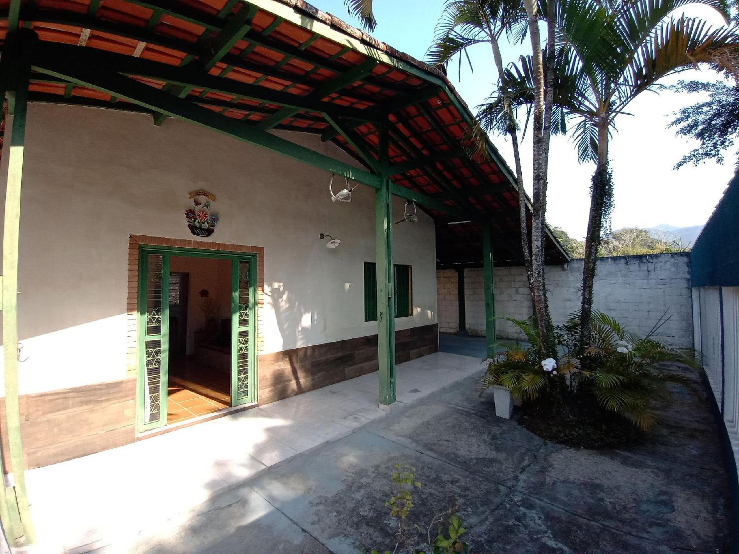 Jô Casa Rustica com Churrasqueira próxima a Praia