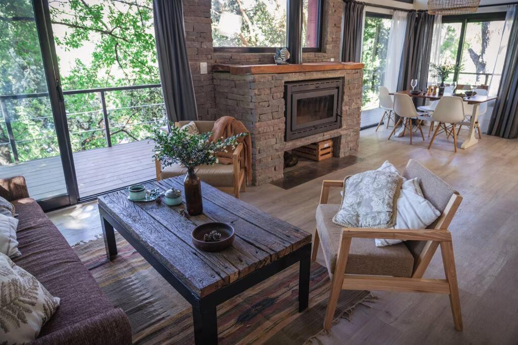 La Salamandra casa para 4 personas con costa de lago