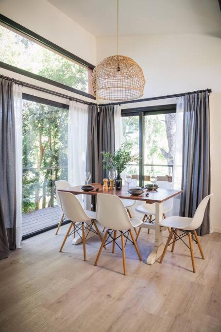 La Salamandra casa para 4 personas con costa de lago