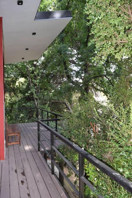 La Salamandra casa para 4 personas con costa de lago