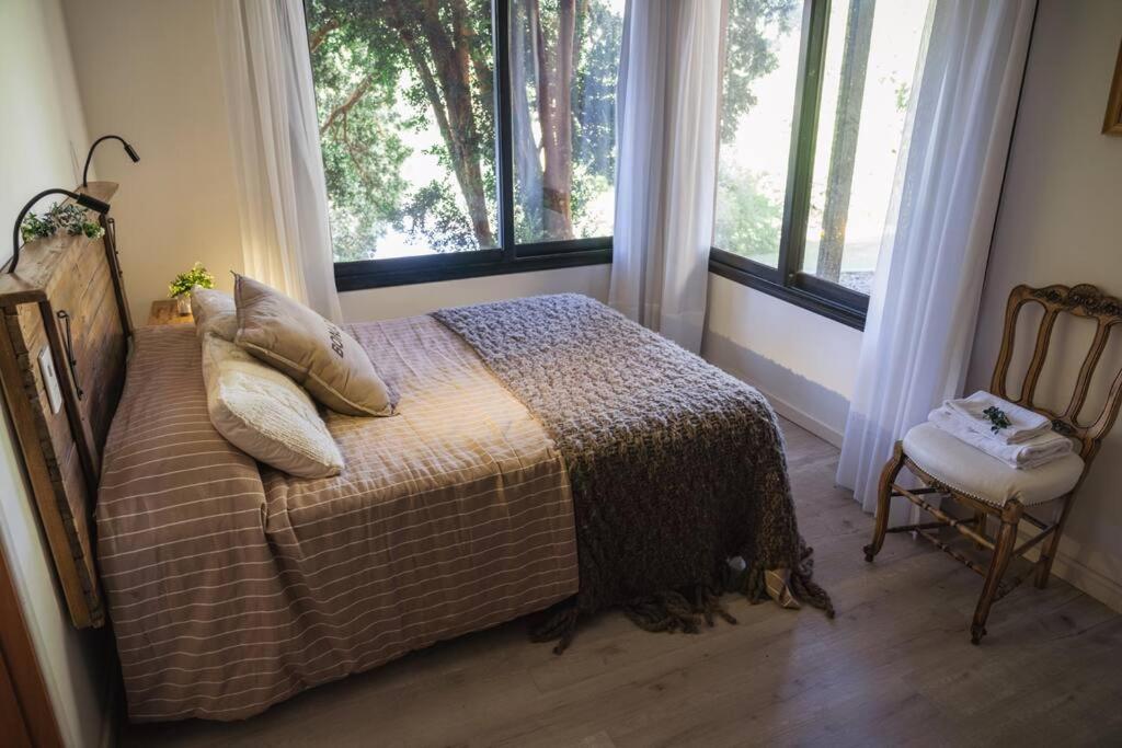 La Salamandra casa para 4 personas con costa de lago