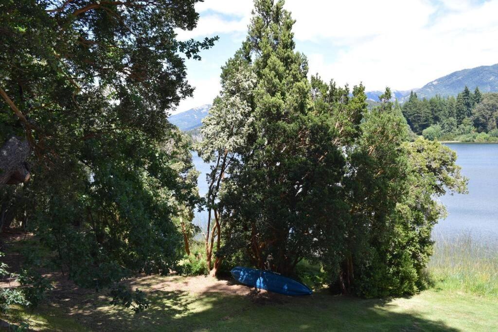 La Salamandra casa para 4 personas con costa de lago