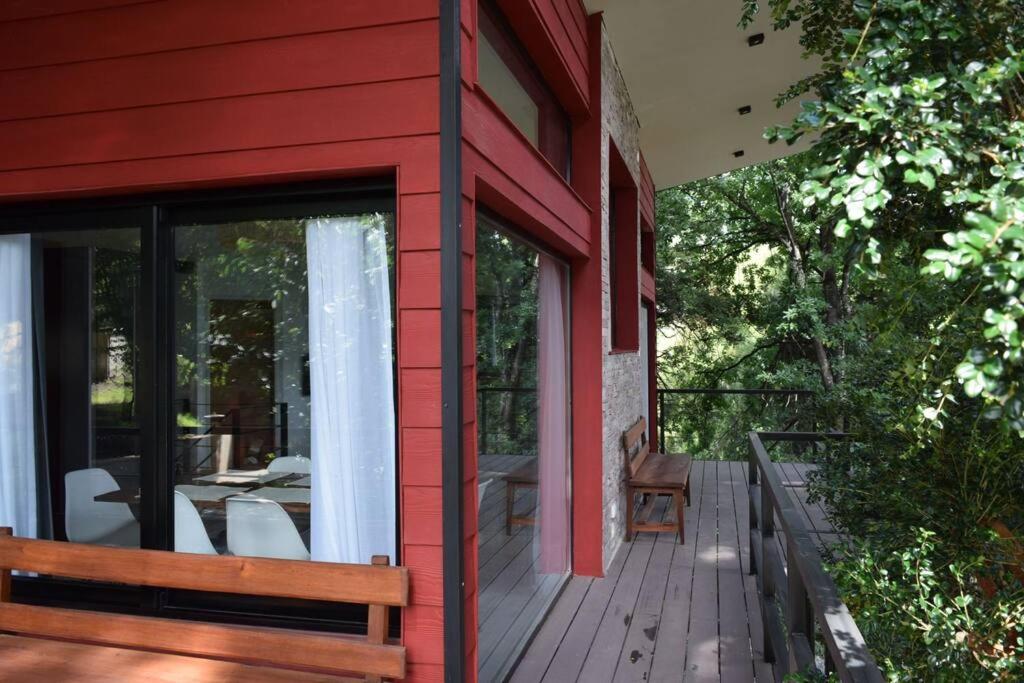 La Salamandra casa para 4 personas con costa de lago