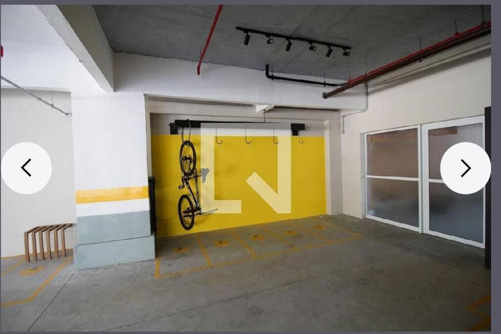 Flat 34m2 com varanda e 1 vaga de garagem - Avenida amador Bueno - Penha SP