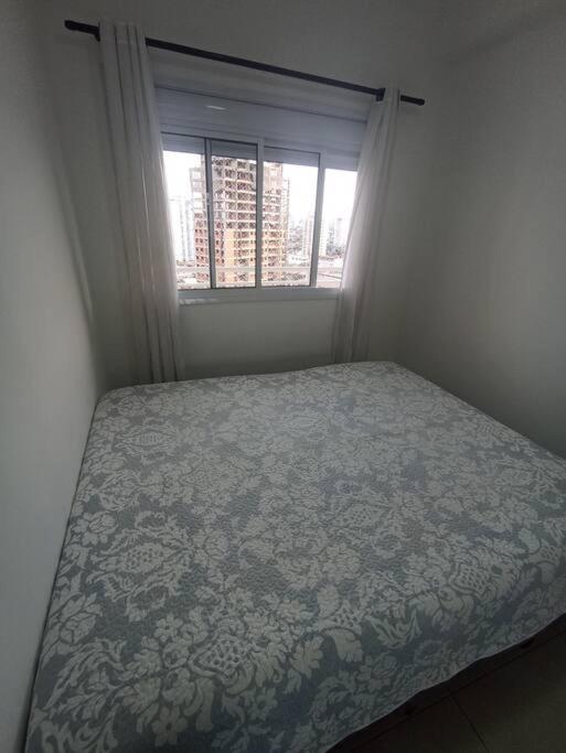Flat 34m2 com varanda e 1 vaga de garagem - Avenida amador Bueno - Penha SP