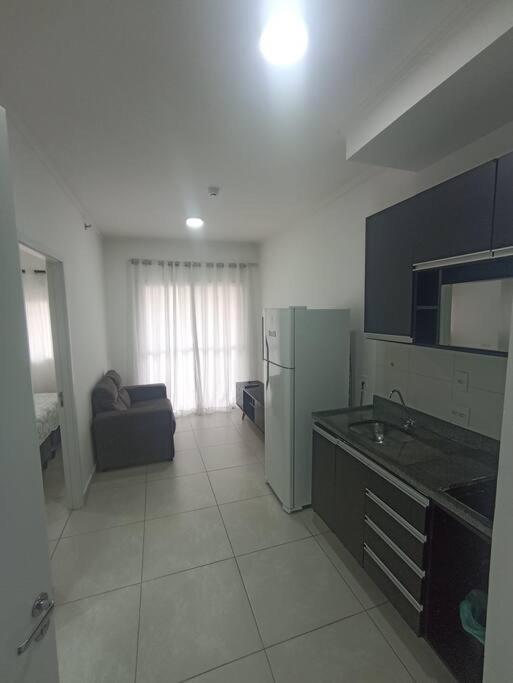 Flat 34m2 com varanda e 1 vaga de garagem - Avenida amador Bueno - Penha SP
