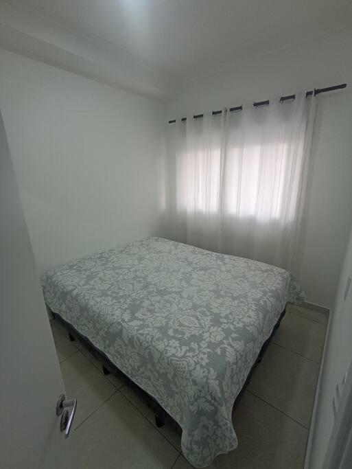 Flat 34m2 com varanda e 1 vaga de garagem - Avenida amador Bueno - Penha SP