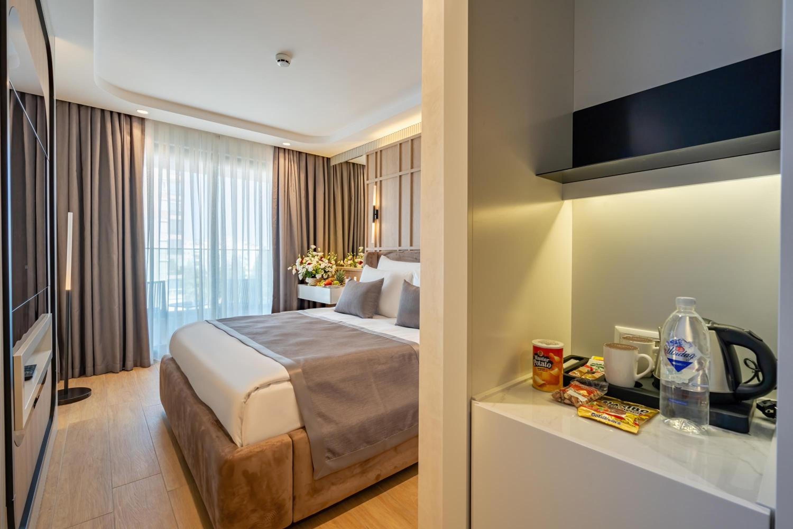 Awen Lara Hotel - Image 26