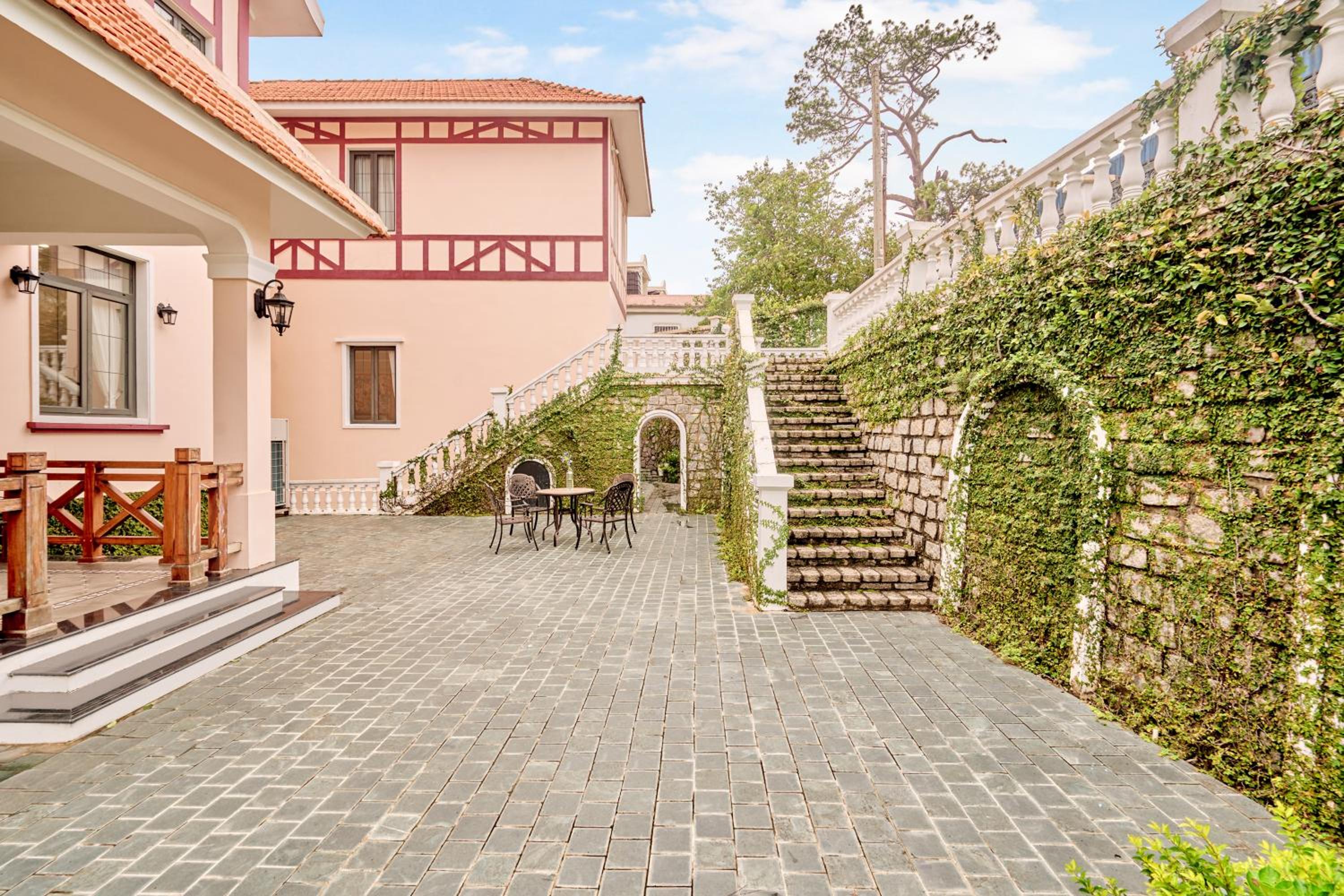 Boutique Villa 22 - Biệt Thự Trung Tâm Đà Lạt