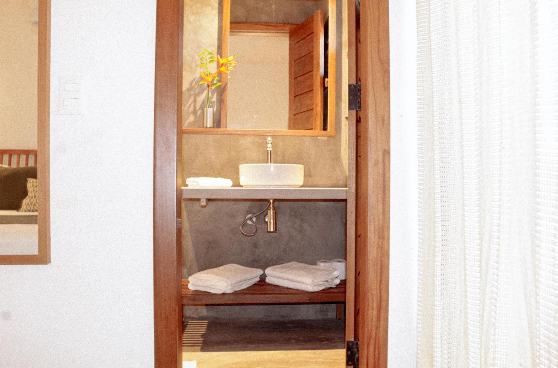 Teça Suites