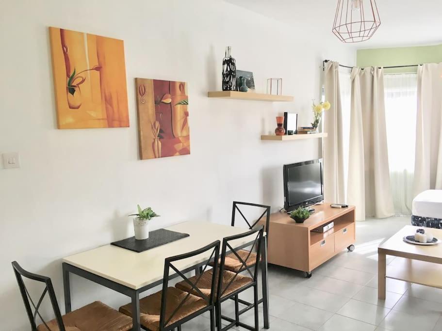 Olivia Budget Apartment - Property Image 19