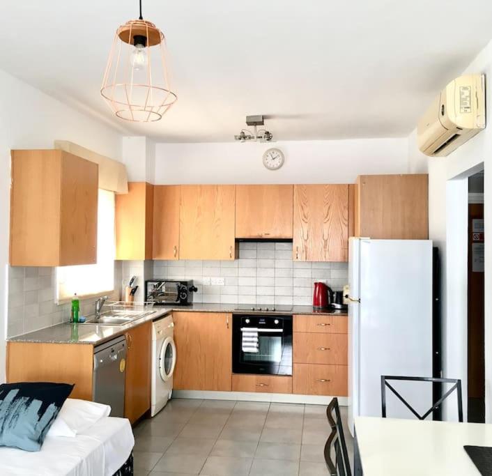 Olivia Budget Apartment - Property Image 10