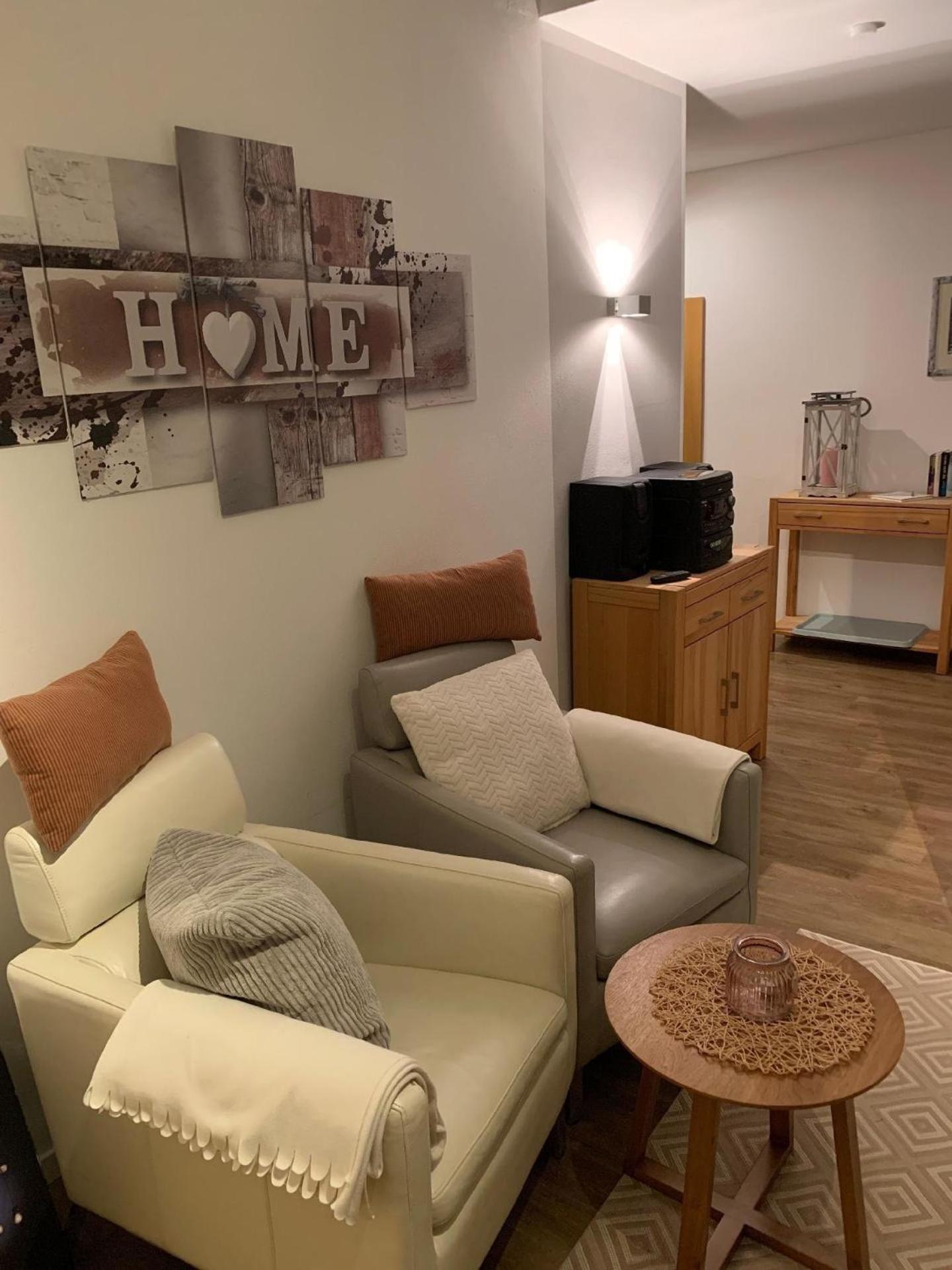 Appartement In Langfurth Mit Kleinem Balkon