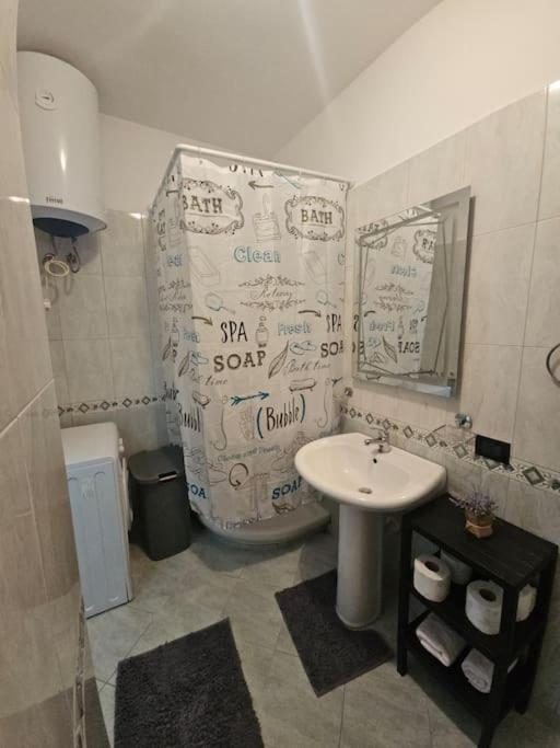 City View Apartment