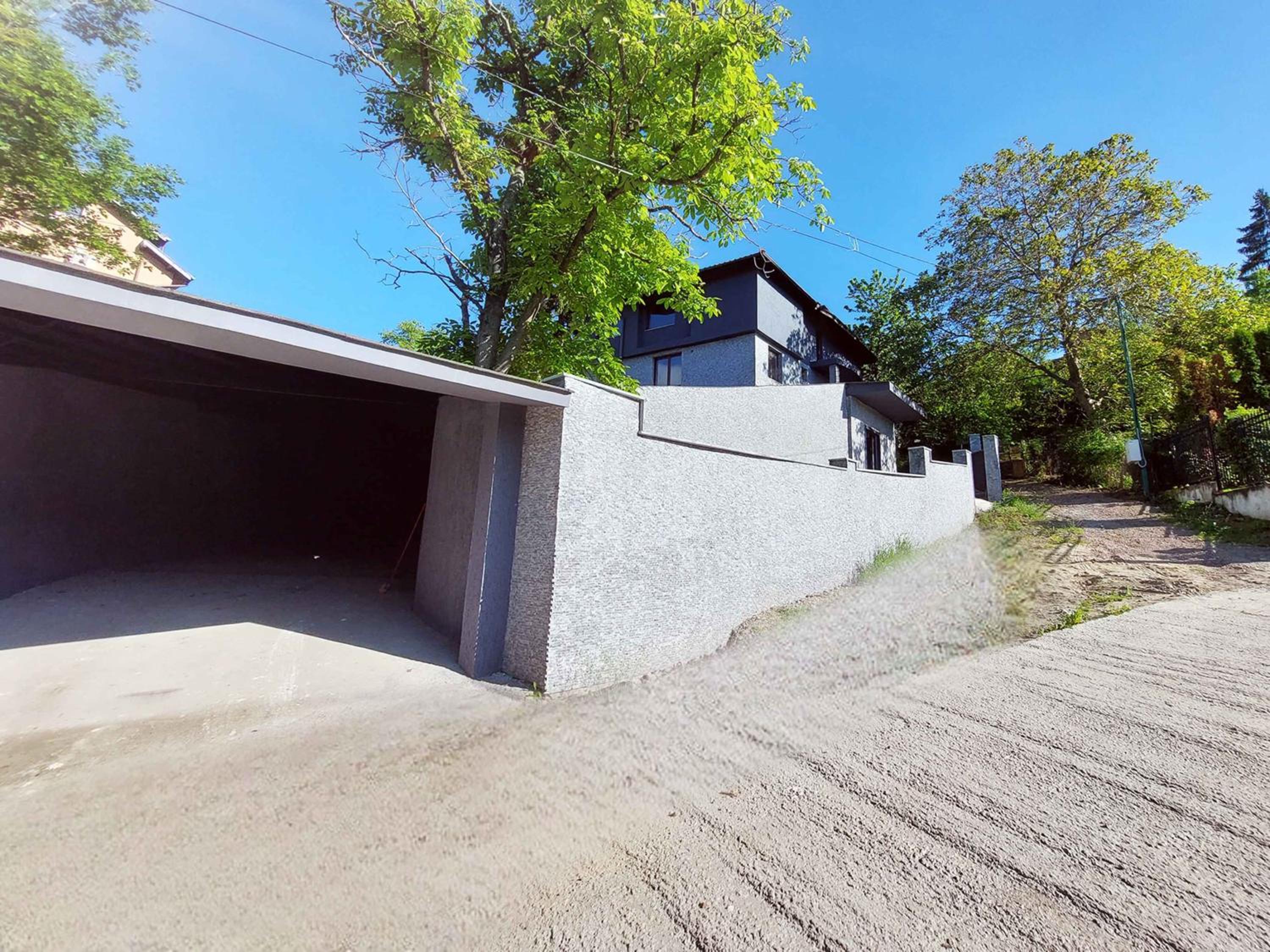 Sofia City Villa Bear - Private Garage