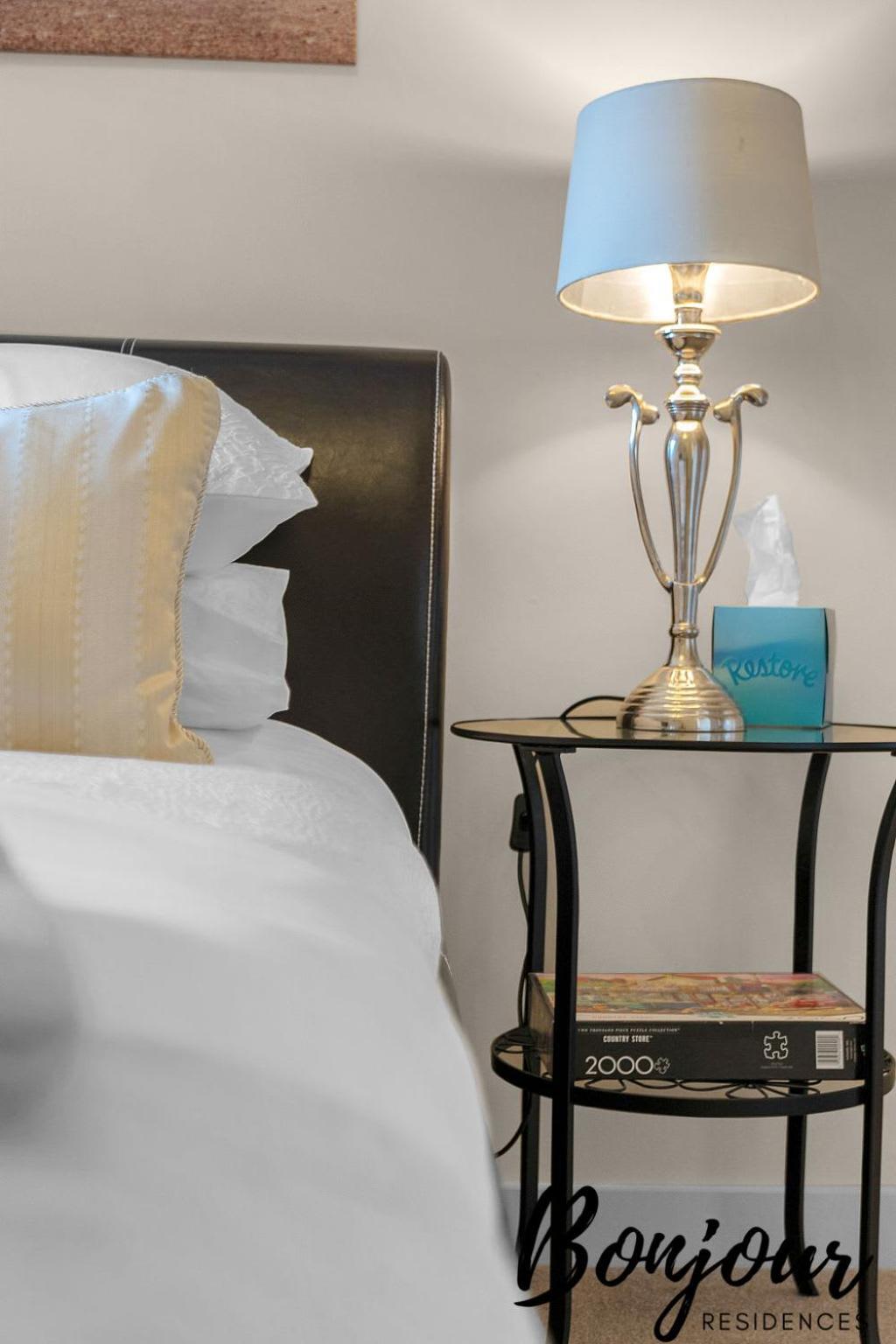 Auteil Suite by Bonjour Residences Edinburgh