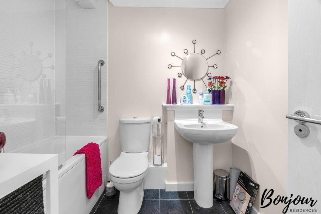 Auteil Suite by Bonjour Residences Edinburgh