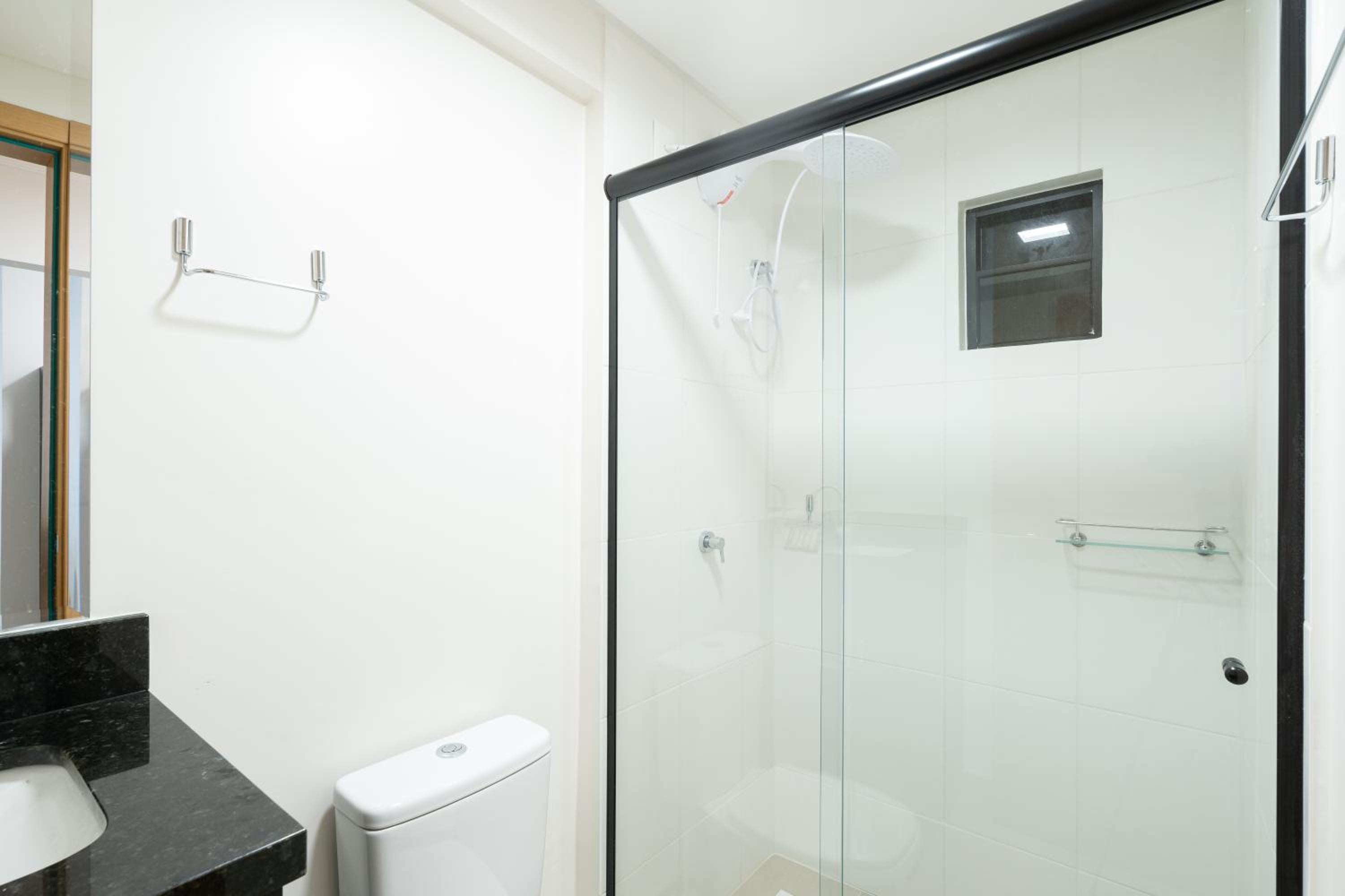 Localização Central! A 450 metros da Vila Germânica Loft com Piscina, Ar-Condicionado, Wi-Fi, Cozinha completa, Garagem Privativa, Espaço Zen, Academia, Sa