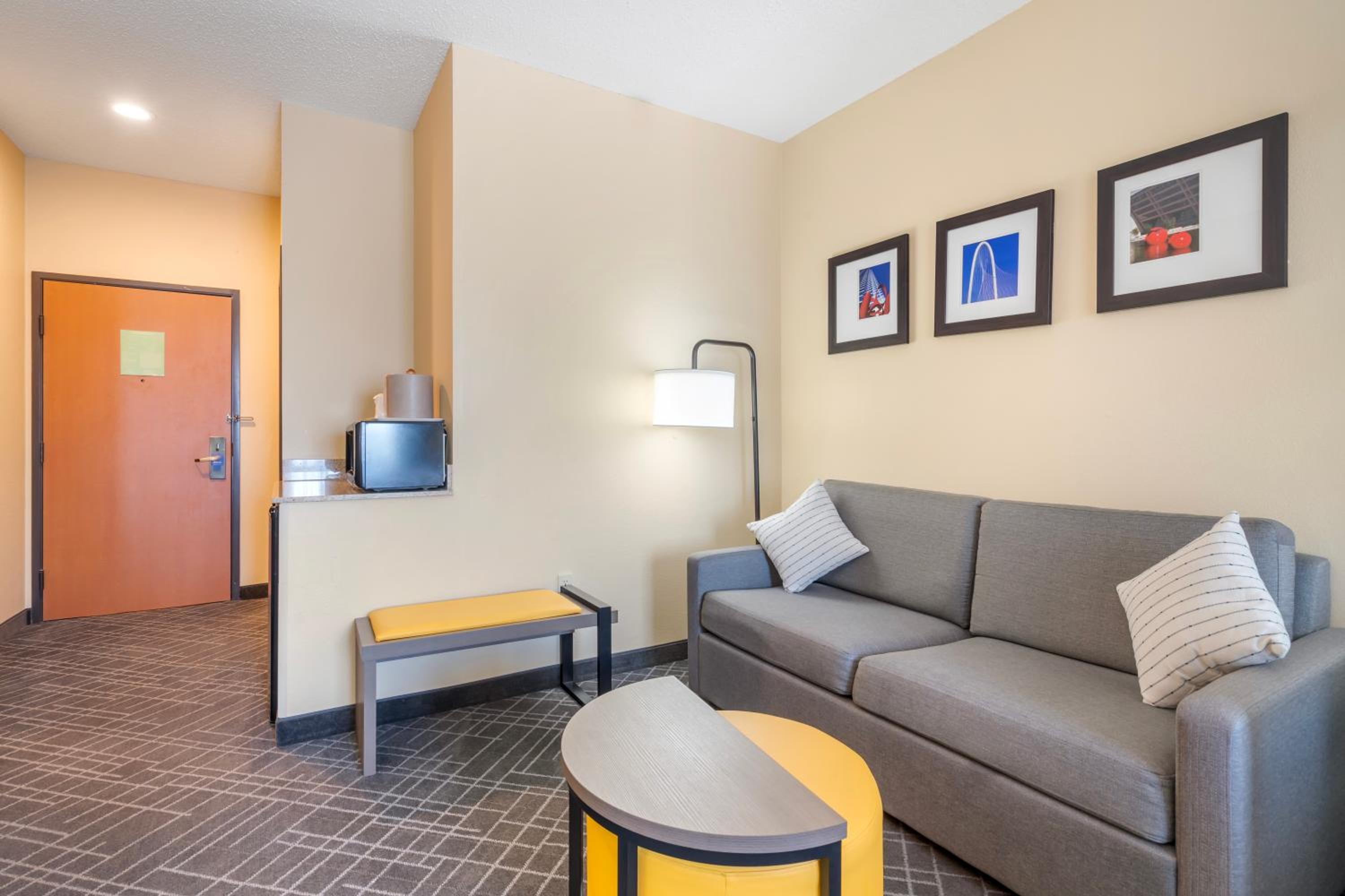 Comfort Suites McKinney-Allen - Property Image 45