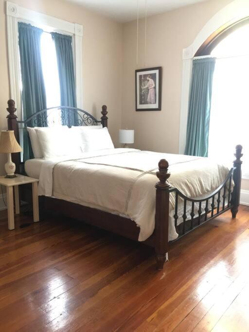 Historic Upstairs Apartment view 3