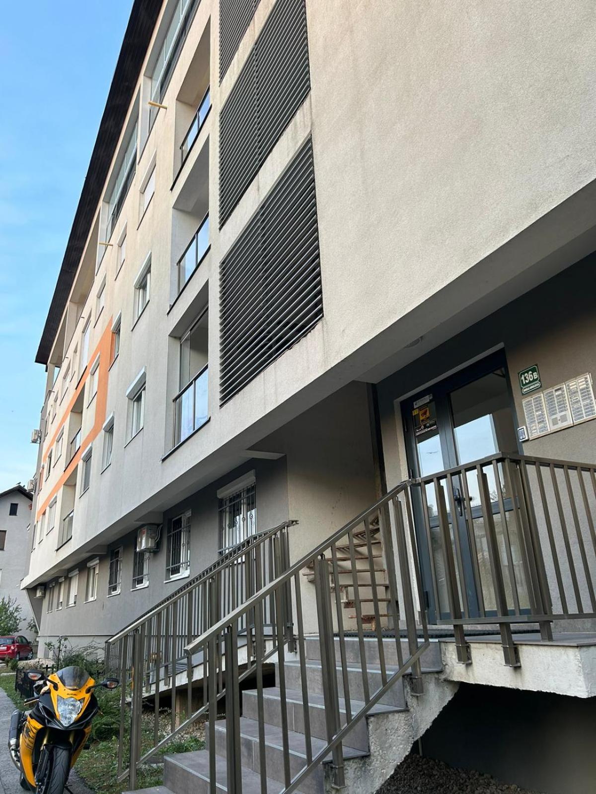 Chromatic Apartment