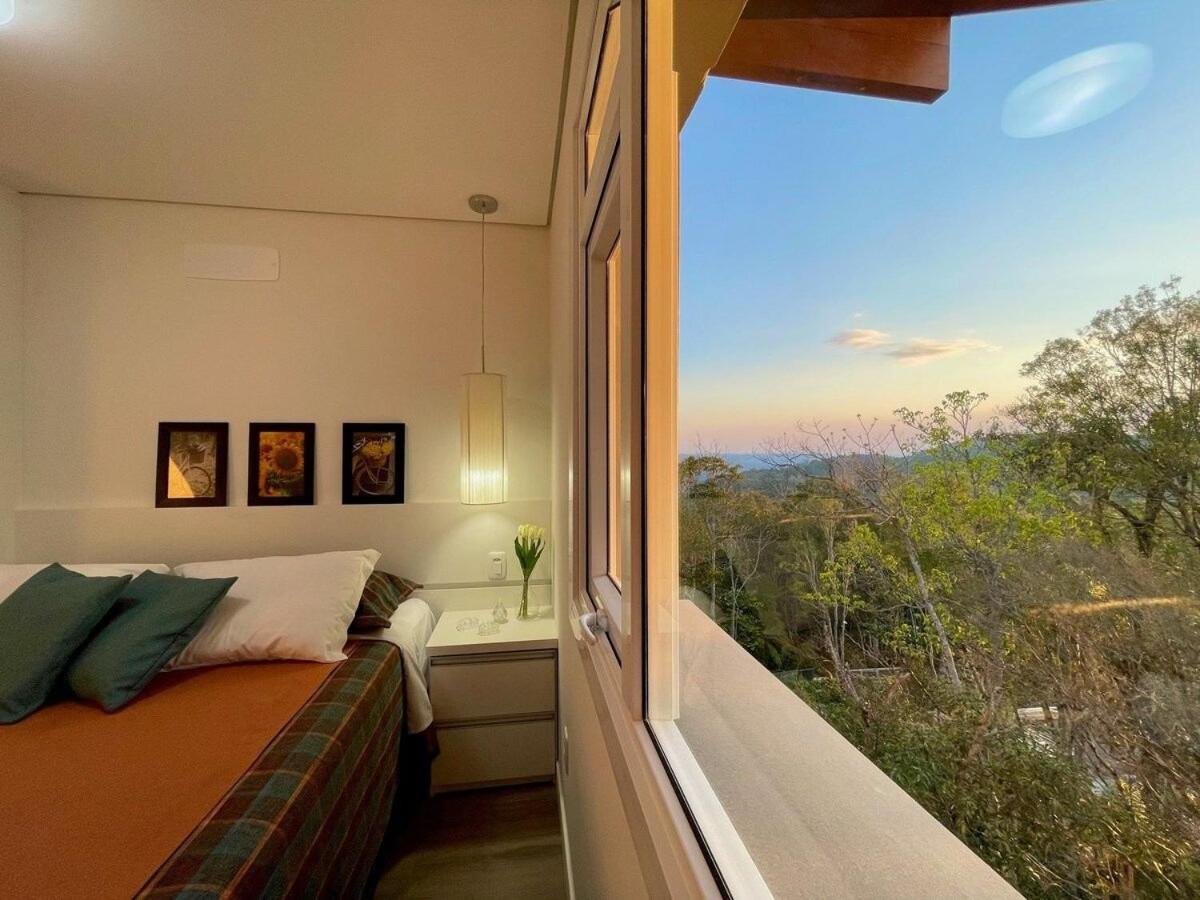 Cobertura 2 dorm Vista Vale by Achei Gramado