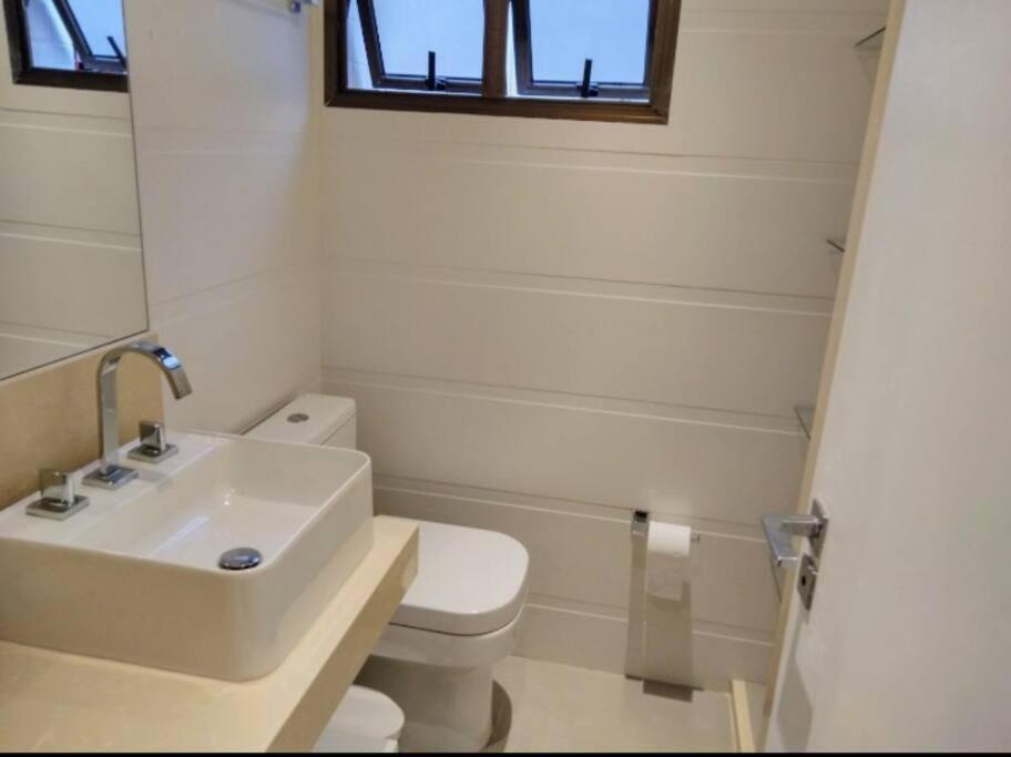 Flat em Ipanema com garagem e piscina