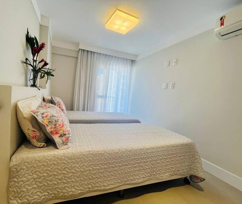 Flat em Ipanema com garagem e piscina