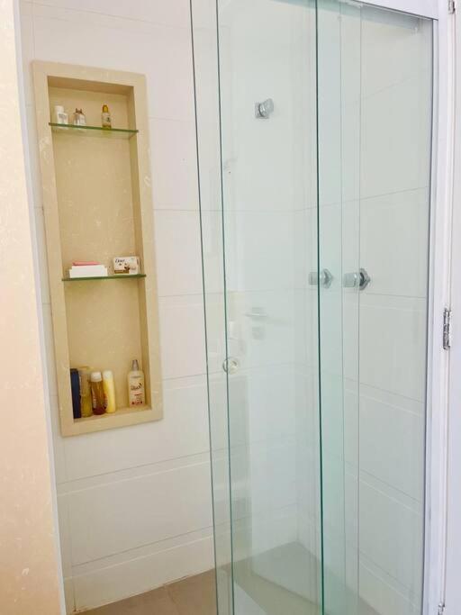 Flat em Ipanema com garagem e piscina